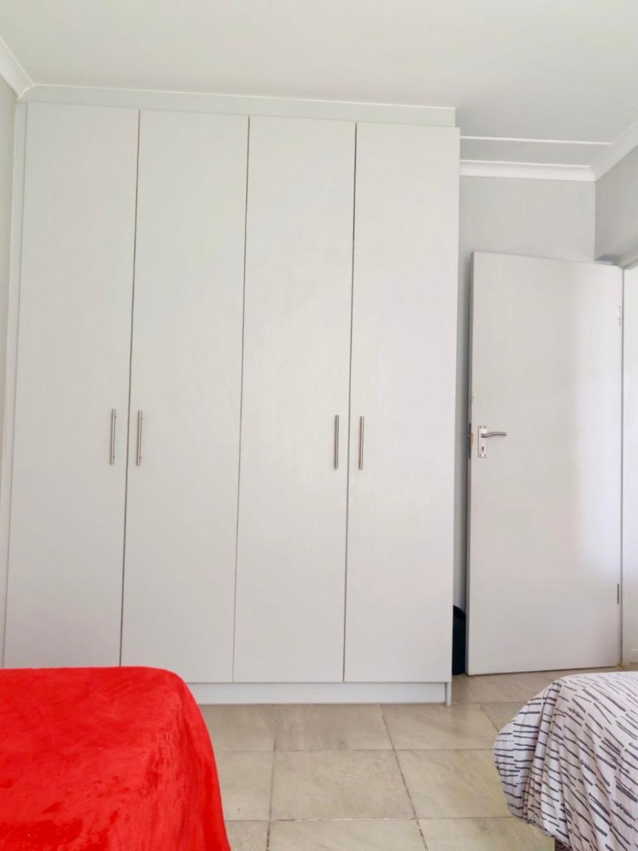 2 Bedroom Property for Sale in Mooiberge Western Cape